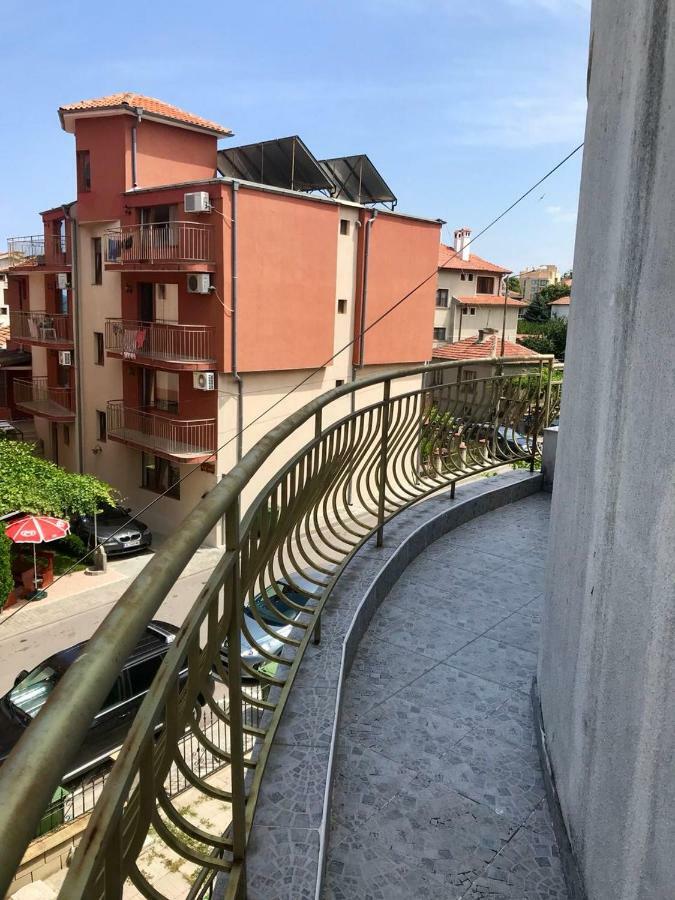 Helga Apartment Obzor Exterior photo